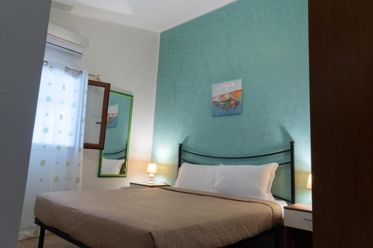 Nick & Santo'S Holiday Homes R จีอาร์ดีนี นักซอส ภายนอก รูปภาพ